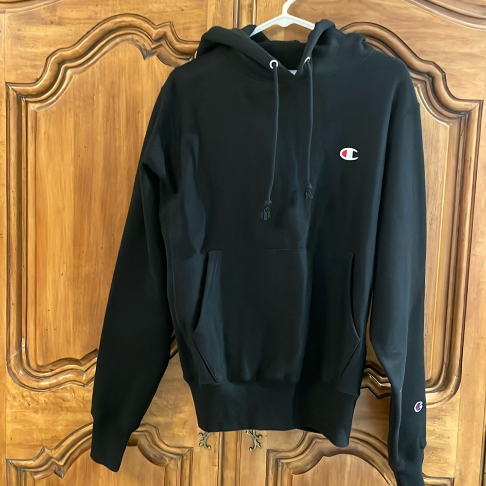 Men’s champion hoodie S